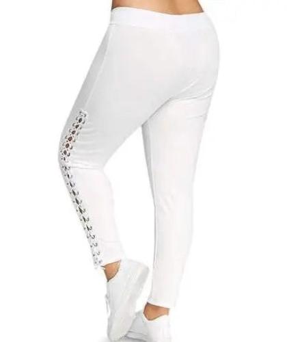 Stretchy  Plus Size Ripped Leggings - CLOTHFN